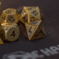 Die-hard-dice-d4-and-full-set